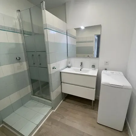 Appartement Azur-les Pieds Dans L'eau-vue Sur Et Clocher De En Toile De Fond - Wifi Fibre- Parking Couvert