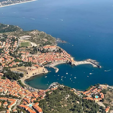 Azur-les Pieds Dans L'eau-vue Sur Et Clocher De En Toile De Fond - Wifi Fibre- Parking Couvert Appartamento Collioure