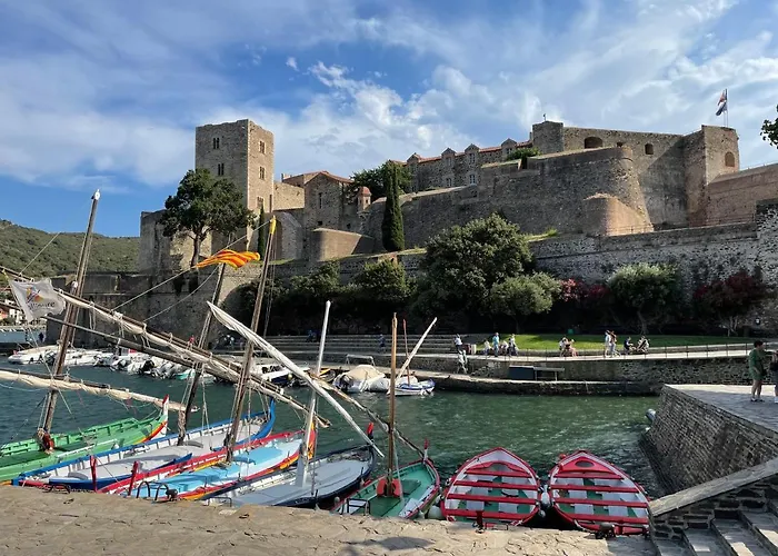 Azur-les Pieds Dans L'eau-vue Sur Et Clocher De En Toile De Fond - Wifi Fibre- Parking Couvert *